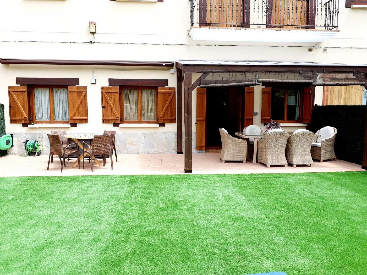 Apartamento Con Jardin Marbles Ezcaray Exterior photo